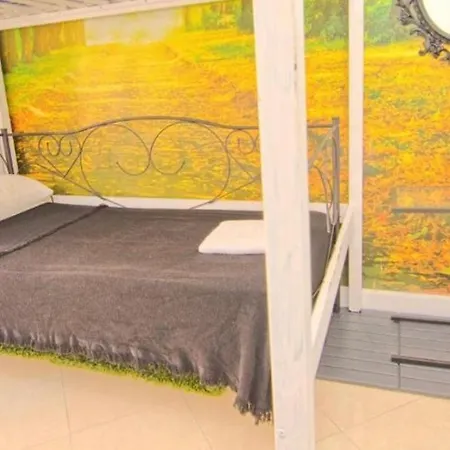 Economic Mercado Homestay *